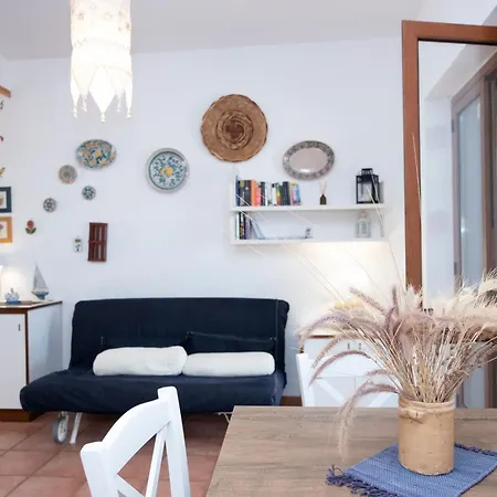 Casa Ponente Con Vista Mare A Macari